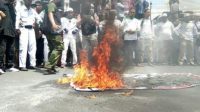 Massa PA 212 Bakar Babi Moncong Putih di Medan, Dalam Demo Tolak RUU HIP