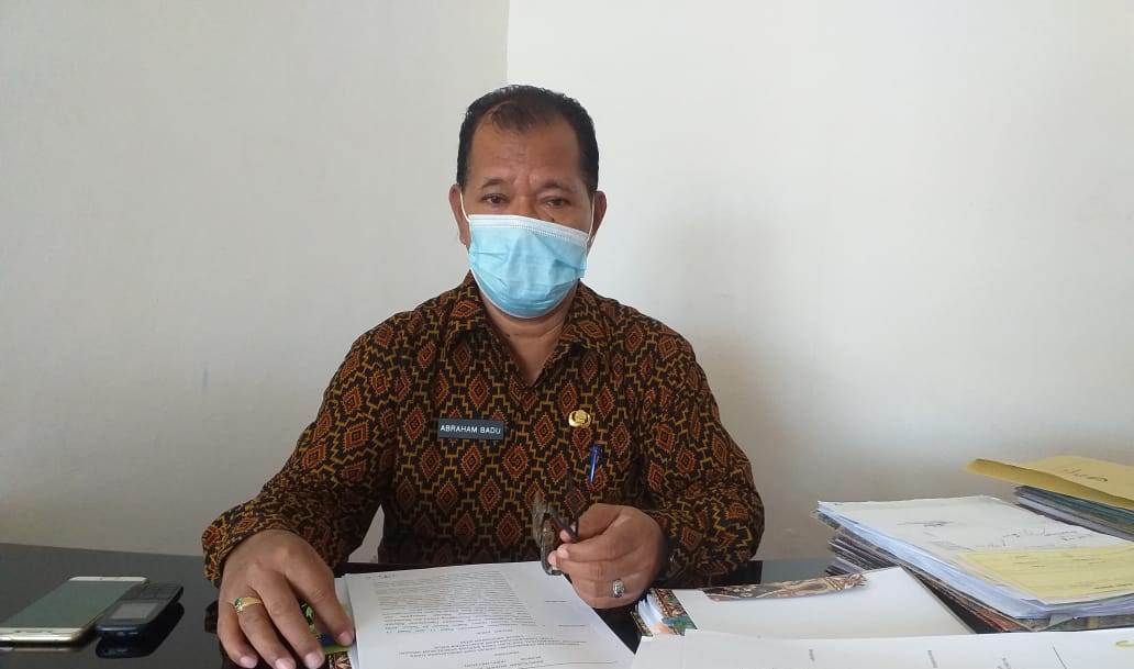 Abraham Badu Asisten I Pemerintah Daerah Kabupaten Ende.(wacananews.co.id/ms)