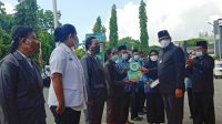 Bupati Maluku Tenggara: Tepuk Tangan 56 Detik Sebagai Bentuk Apresiasi Kerja Keras Tenaga Medis Kesehatan