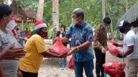 Kunker Bupati Maluku Tenggara Sekaligus Berbagi Kasih Ke Empat Ohoi Dua Kecamatan
