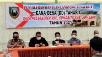 Ancam Laporkan Ke DLH Jombang, Mediasi Warga Desa Plosokerep Dengan Pemilik Pabrik Plastik Belum Ada Kesepakatan