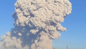BNPB: Gunung Sinabung Luncurkan Awan Panas Sejauh 4.500 Meter