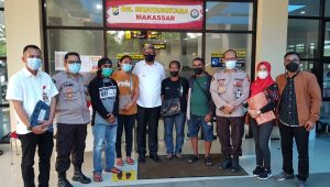 Bupati Malra Kunjungi Warganya Yang Menjadi Korban Bom Makassar