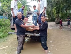Panglima GAM Asahan Kembali Serahkan Bantuan di Aceh Timur