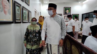 Berkunjung Ke Jombang, Gubernur Jawa Barat Ridwan Kamil Disambut Bupati Mundjidah Wahab