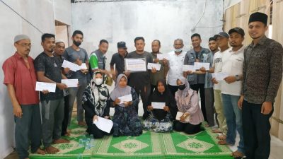 Baitul Mal Aceh Timur Serahkan Bantuan Masa Panik di Tiga Kecamatan