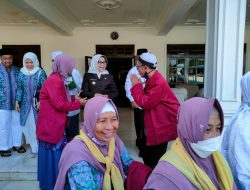 Bupati Jombang Berangkatkan 27 Jamaah Haji Kloter 33