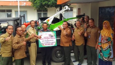 Perhutani Jombang Salurkan Bantuan TJSL 65 Juta Kepada LMDH dan TK Tunas Rimba Lengkong Ngajuk