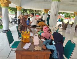 Pengendalian Inflasi, Disdagrin Jombang Lakukan Operasi Pasar Murah di 21 Kecamatan