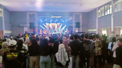 Konser Musik NDX A.K.A Meriahkan Lustrum Fisipol Undar Jombang ke 9