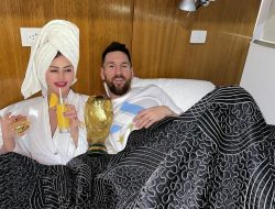 Puas Gak Puas Dibayar, Sisca Mellyana Tidur Dengan Lionel Messi ?