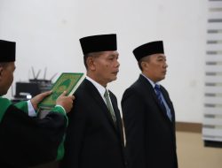 Bupati Jombang Mundjidah Wahab Lantik Kadis Perkim dan Kominfo