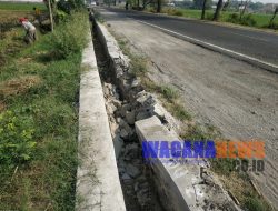 Baru Dikerjakan, Proyek Saluran Draenase Jalan Nasional di Jombang Ambrol