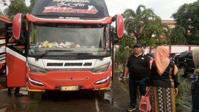 Ratusan Kepala Desa di Jombang Berangkat Ke Jakarta Ikuti Aksi Damai