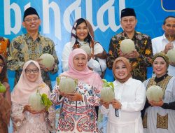 Khofifah Halal Bi Halal Bersama Keluarga Besar Unair, Kuatkan Silaturahim dan Peran Alumni