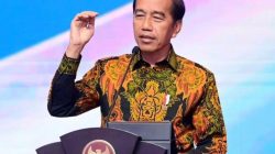 Presiden Jokowi Tertawa Saat Pramono Izin Maju Pilkada : Maju Mas