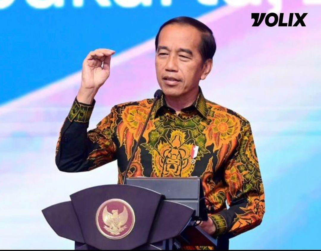 Presiden Jokowi Tertawa Saat Pramono Izin Maju Pilkada : Maju Mas