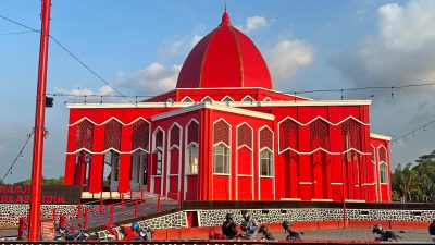 masjid merah pandaan