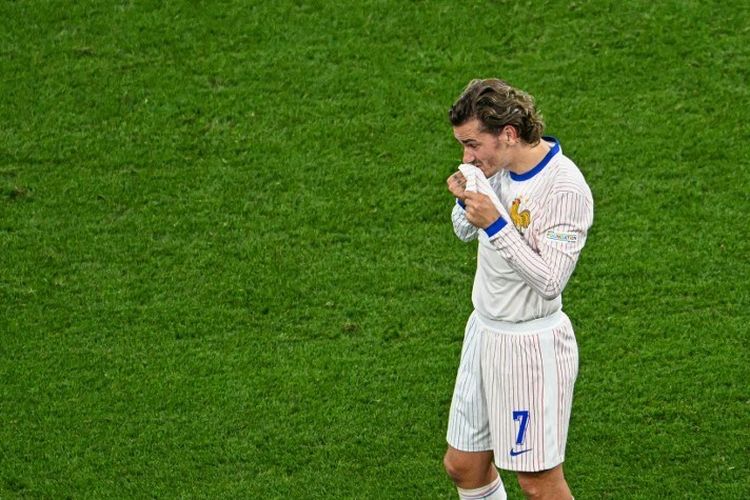 Antoine Griezmann Resmi Pensiun