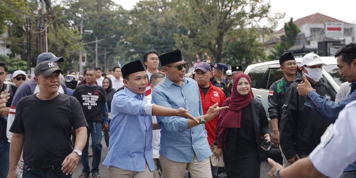 Wahyu Hidayat Luncurkan Beasiswa Siswa