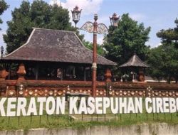 Kericuhan Perebutan Tahta Keraton Kasepuhan Cirebon