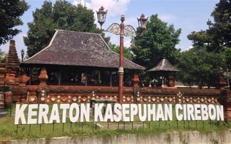 Kericuhan Perebutan Tahta Keraton Kasepuhan Cirebon