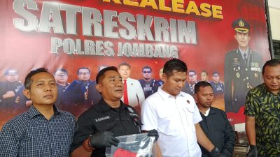 pembunuhan bayi jombang gresik