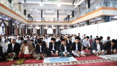 Idul Adha 1446 H, Bupati dan Wakil Bupati Jombang Salat di Masjid Agung Baitul Mukminin
