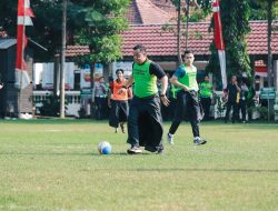 Polres Jombang Gelar Pertandingan Mini Soccer Dalam Peringatan HUT RI ke 80