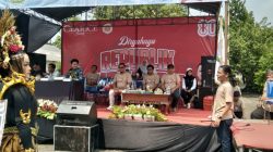 karnaval desa mojongapit