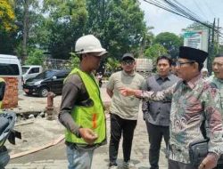 Komisi C DPRD Jombang Sidak Proyek Dinas Perkim di Jalan KH Abdurahman Wahid