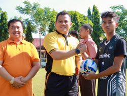 Kapolres Bersama Bupati Jombang Pimpin Apel Pembukaan Lomba Kamtibmas
