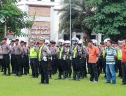 Ratusan Personel Polres Jombang Disiagakan dalam Pelayanan Pengamanan Malam Tahun Baru 2026