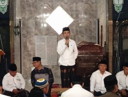 Safari Ramadhan di Desa Sumberagung, KH Rohmatul Akbar Tekankan Pentingnya   Silaturahmi dengan Alim Ulama