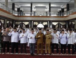 Bupati Jombang Bersama Baznas Santuni Anak Yatim