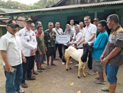 Sambut Idul Adha 1447 H, Perhutani KPH Nganjuk Salurkan Bantuan Hewan Kurban untuk Warga Magersari