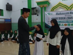 Peringati 10 Muharram, Lazisnu Kesamben Berikan Santunan Kepada Anak Yatim Piatu