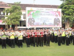 Polres Jombang Gelar Apel Pengamanan Pengesahan Warga Baru PSHT Parluh 2016
