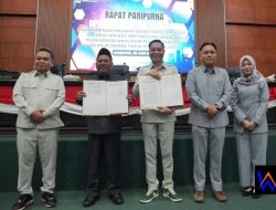 DPRD Jombang Sahkan Perda APBD 2025, Fraksi Tekankan Evaluasi Kinerja Pemkab