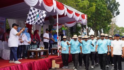 162 Peserta Ramaikan Gerak Jalan ROJO 2026 di Ngoro, Bupati Jombang: Jaga Kekompakan hingga Finis