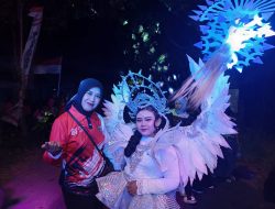 Semarak Karnaval Desa Ngrandulor, Bu Ifa Dampingi Putrinya Ikut Meriahkan Karnaval