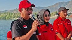Rumah Sakit Apung Laksamana Malahayati Resmi Sandar di Flores! Yunus Takandewa Sambut dengan Haru dan Gembira