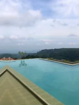 Wisata Bukit Matahari wajid untuk di kunjungi... rasakan bersantai di atas gunung...